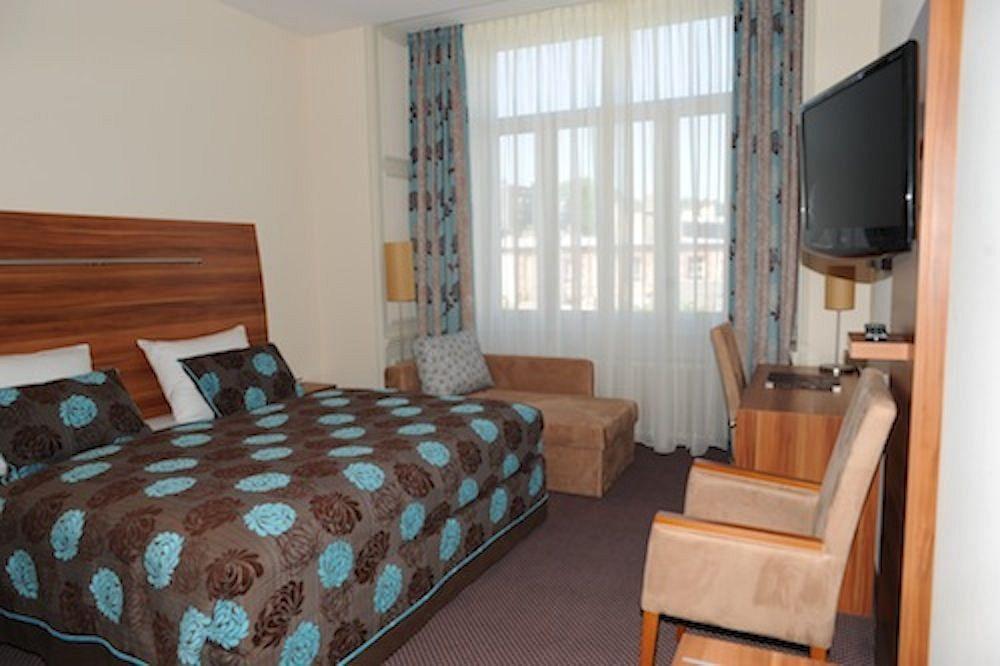 Albert Premier Hotel Bagnoles-de-l'Orne Esterno foto